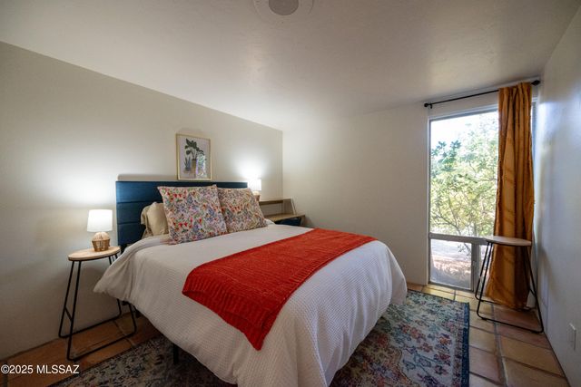 5701 E Glenn St Apt 5, Tucson, AZ 85712