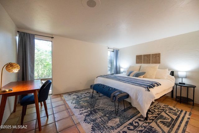 5701 E Glenn St Apt 5, Tucson, AZ 85712