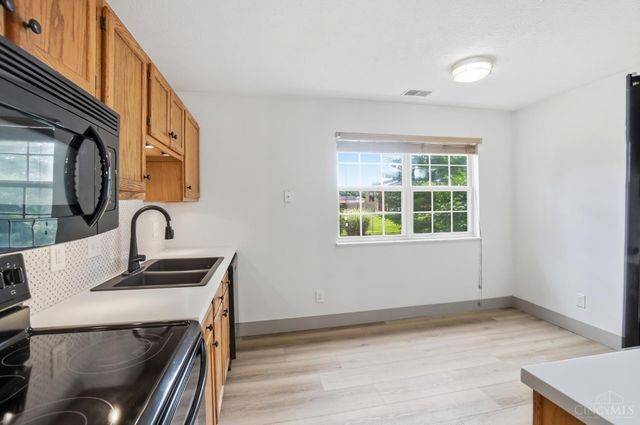 215 Morgans Way, Harrison, OH 45030