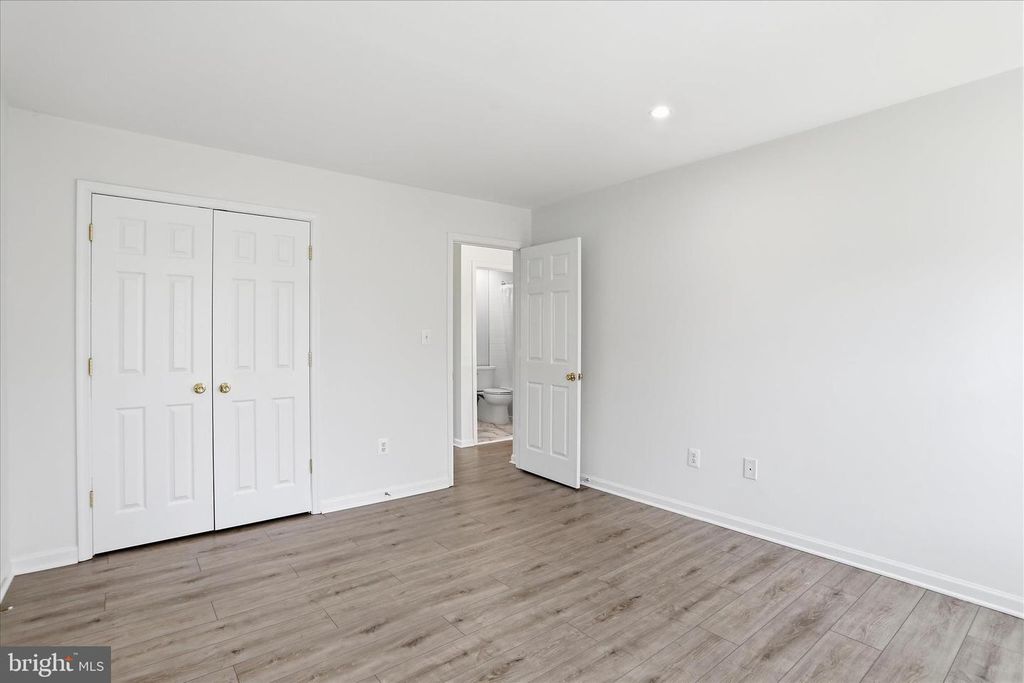 Image 36 of property listing at 18106 BULLOCK CT, Hagerstown, MD 21740