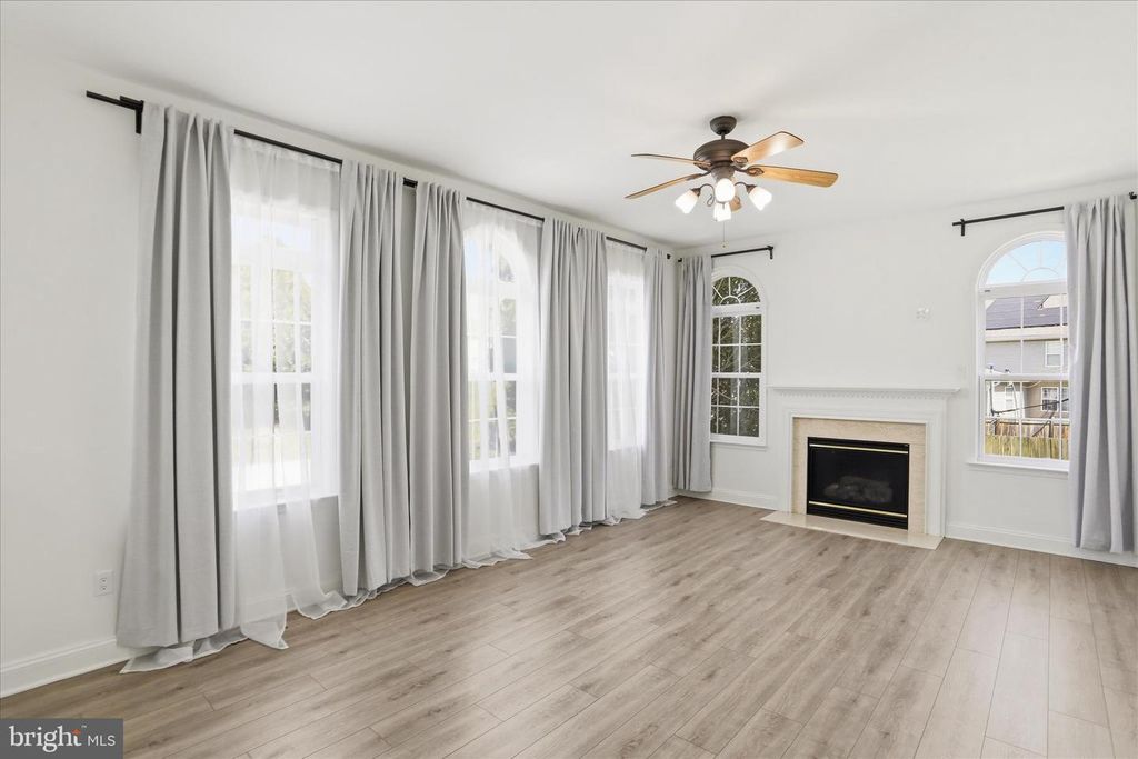 Image 8 of property listing at 18106 BULLOCK CT, Hagerstown, MD 21740