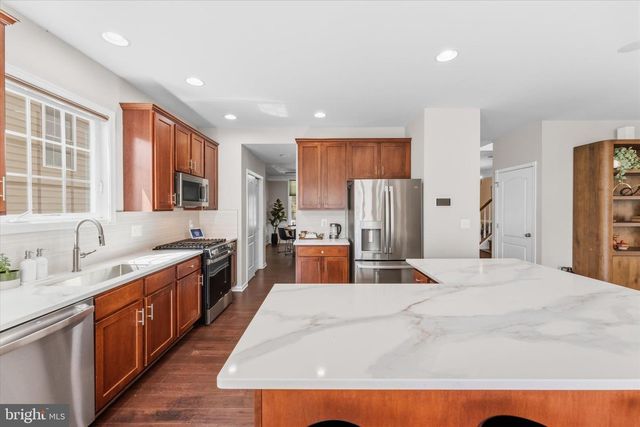 15553 ADMIRAL BAKER CIR, Haymarket, VA 20169