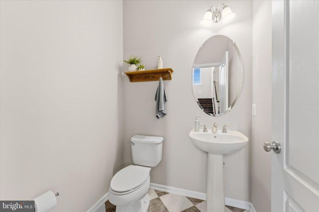 15553 ADMIRAL BAKER CIR, Haymarket, VA 20169