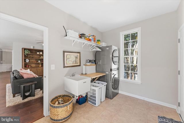 15553 ADMIRAL BAKER CIR, Haymarket, VA 20169