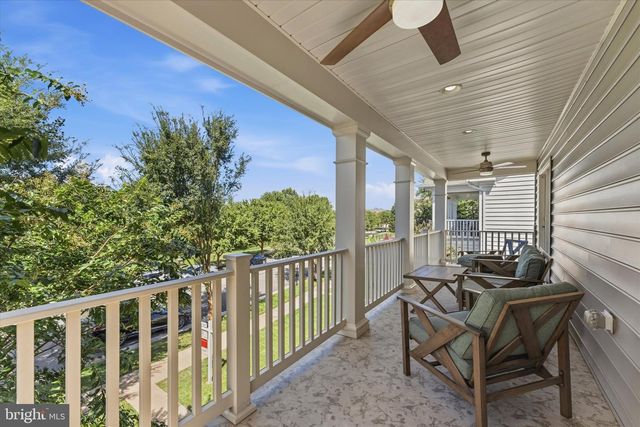 15553 ADMIRAL BAKER CIR, Haymarket, VA 20169