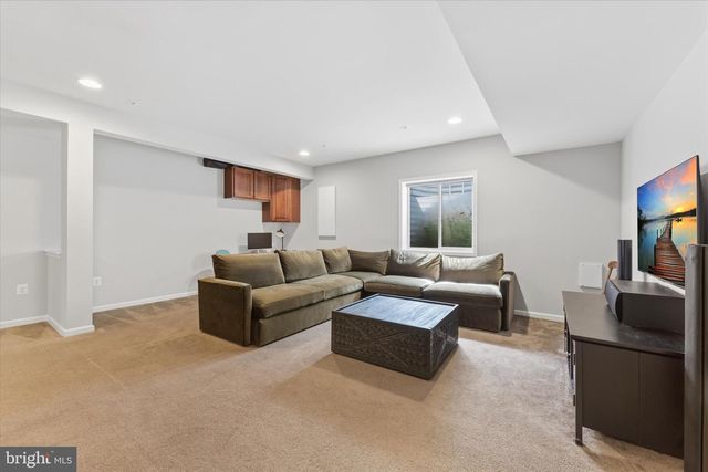 15553 ADMIRAL BAKER CIR, Haymarket, VA 20169