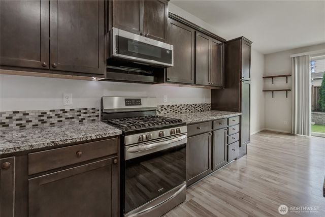 10582 191st Street E, Puyallup, WA 98374