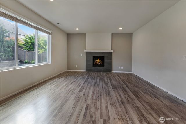 10582 191st Street E, Puyallup, WA 98374