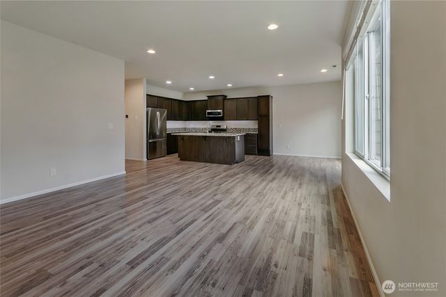 10582 191st Street E, Puyallup, WA 98374