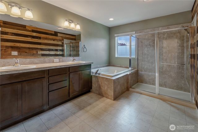 10582 191st Street E, Puyallup, WA 98374