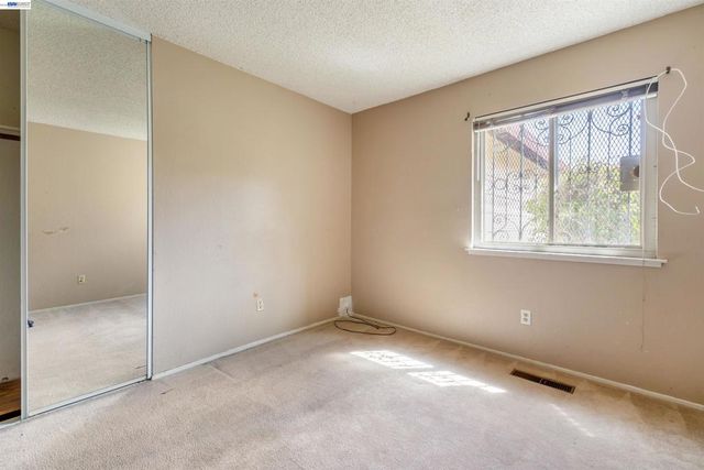 2197 Sugartree Drive, Pittsburg, CA 94565