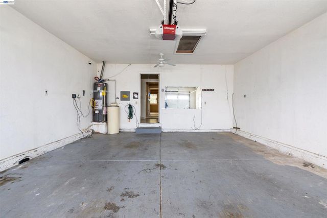 2197 Sugartree Drive, Pittsburg, CA 94565