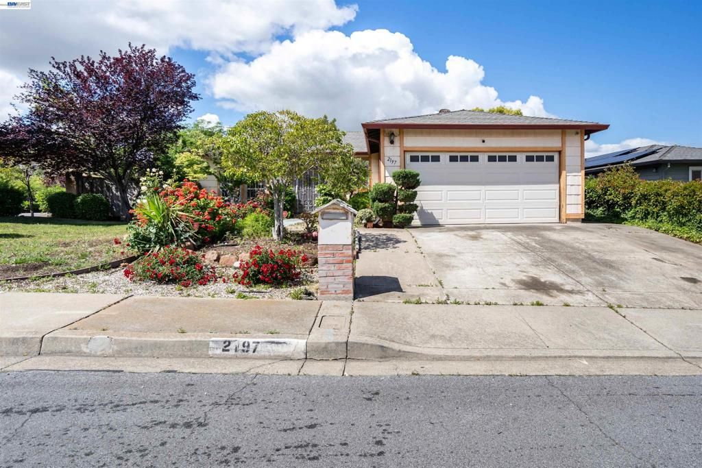 2197 Sugartree Drive, Pittsburg, CA 94565