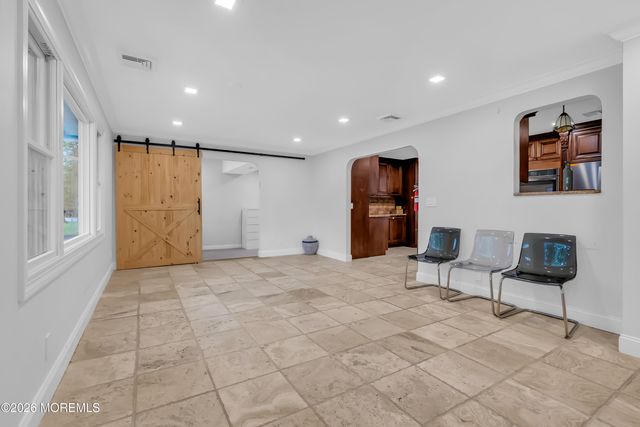 455 W Lincoln Avenue, Oakhurst, NJ 07755