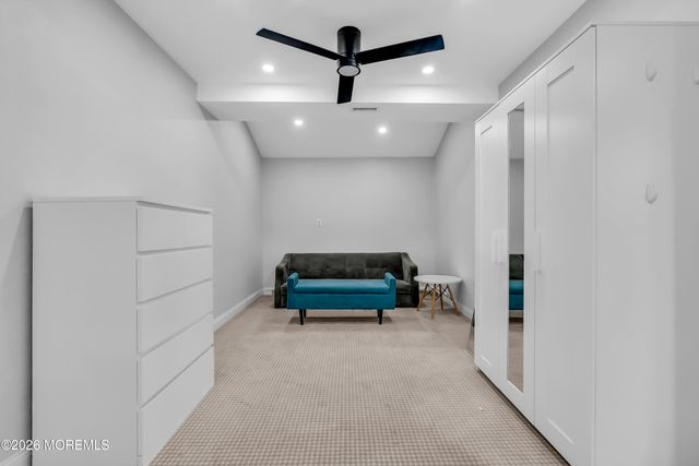 455 W Lincoln Avenue, Oakhurst, NJ 07755