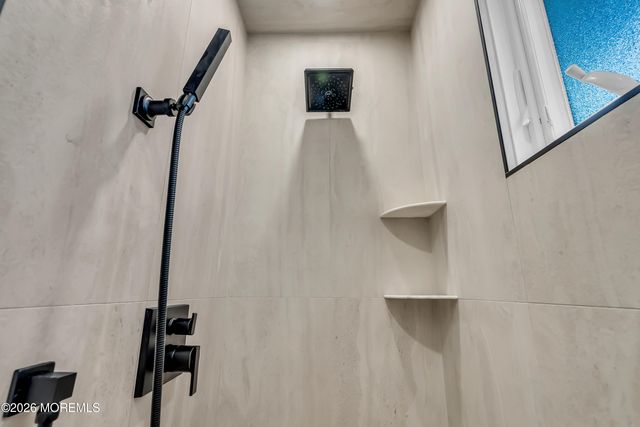 455 W Lincoln Avenue, Oakhurst, NJ 07755