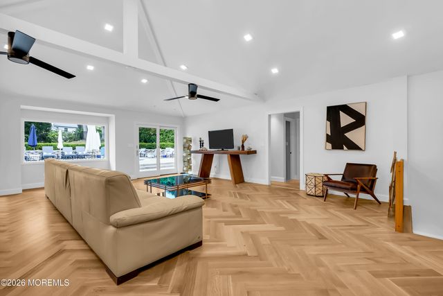 455 W Lincoln Avenue, Oakhurst, NJ 07755