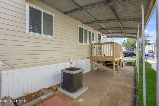 9 Avenue A, Hazlet, NJ 07734