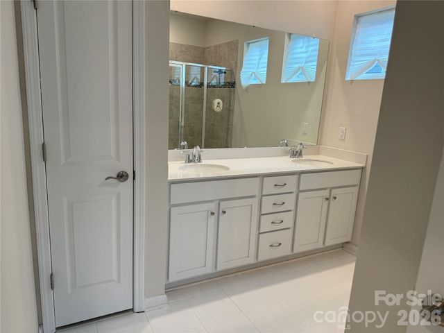 126 White Apple Way, Statesville, NC 28625