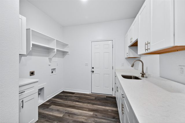 1809 Bluebonnet Avenue, Denison, TX 75020