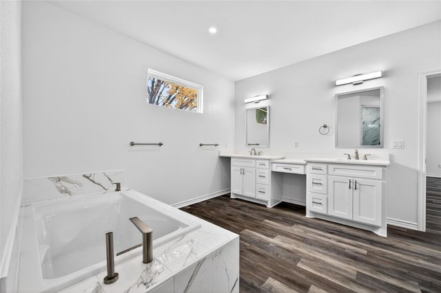 1809 Bluebonnet Avenue, Denison, TX 75020