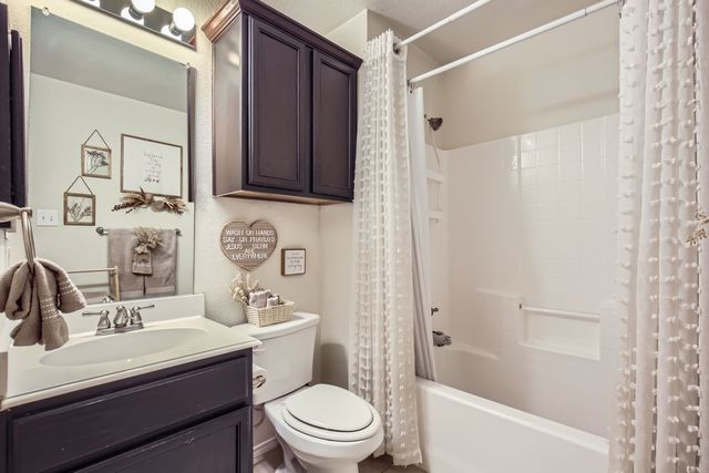 504 Thunder Trail, Forney, TX 75126