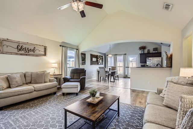 504 Thunder Trail, Forney, TX 75126