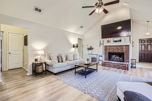 504 Thunder Trail, Forney, TX 75126