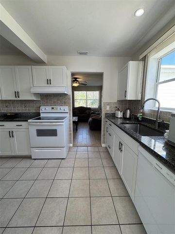5277 GROBE STREET, North Port, FL 34287