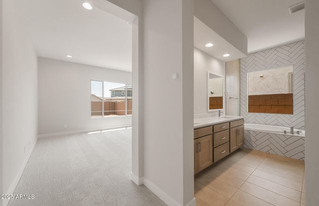 22567 E SAN TAN Boulevard, Queen Creek, AZ 85142