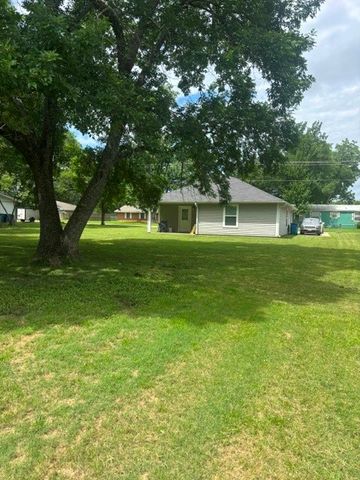 311 Depot Street, Cumby, TX 75433