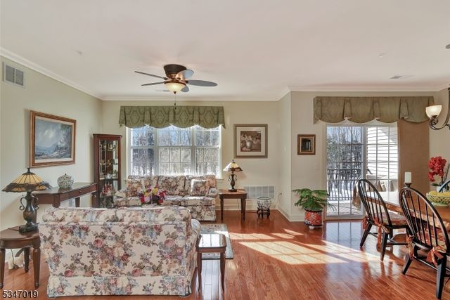 1206 Enclave Cir, Franklin Twp., NJ 08873