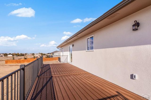 489 S Laporte Dr, Pueblo West, CO 81007