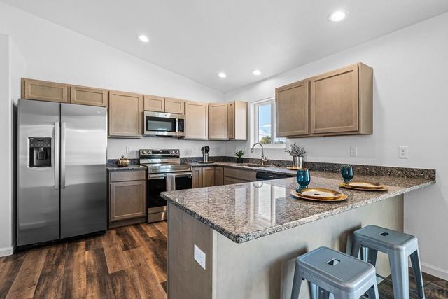 489 S Laporte Dr, Pueblo West, CO 81007