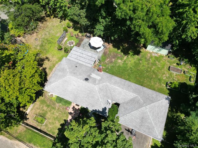 1060 Case's Lane Ext, Cutchogue, NY 11935
