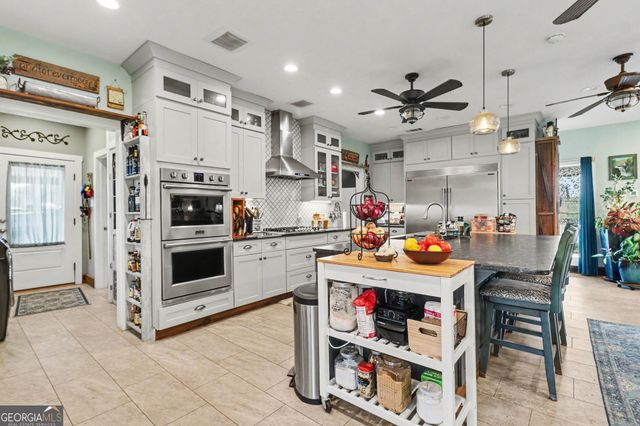 8715 Forrest Road, Grantville, GA 30220