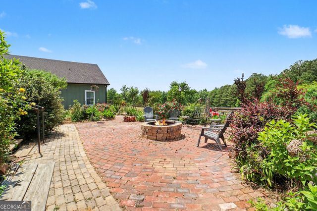 8715 Forrest Road, Grantville, GA 30220