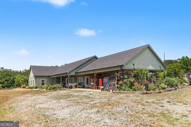 8715 Forrest Road, Grantville, GA 30220