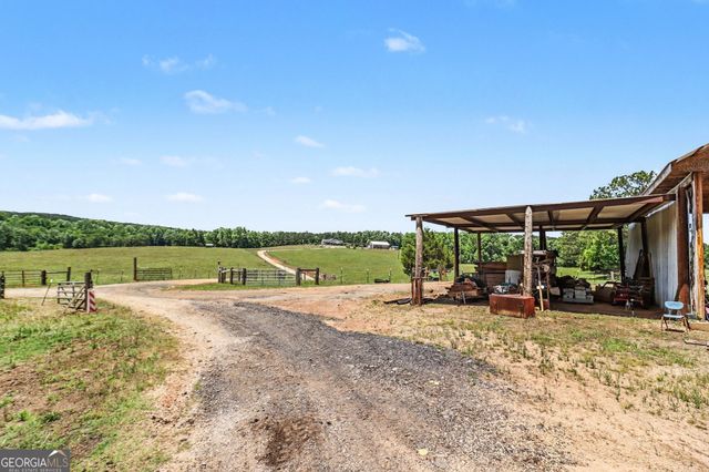 8715 Forrest Road, Grantville, GA 30220