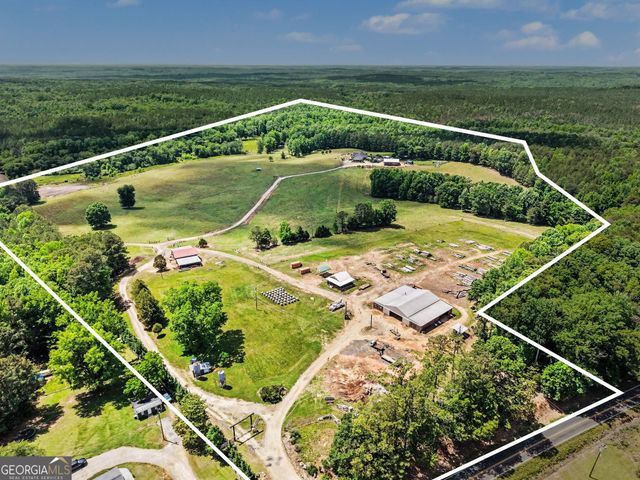 8715 Forrest Road, Grantville, GA 30220