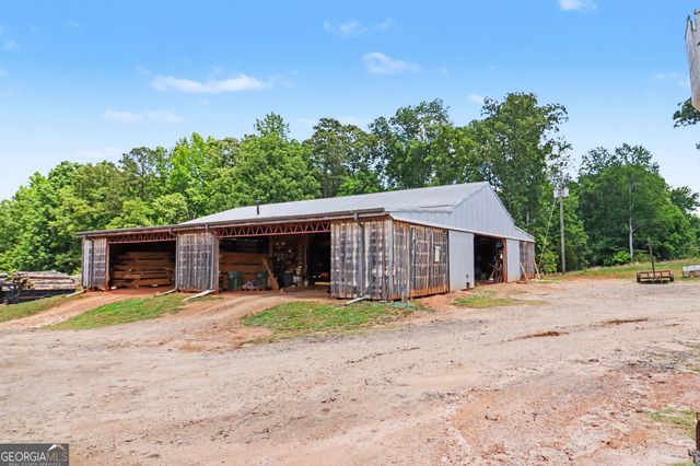 8715 Forrest Road, Grantville, GA 30220