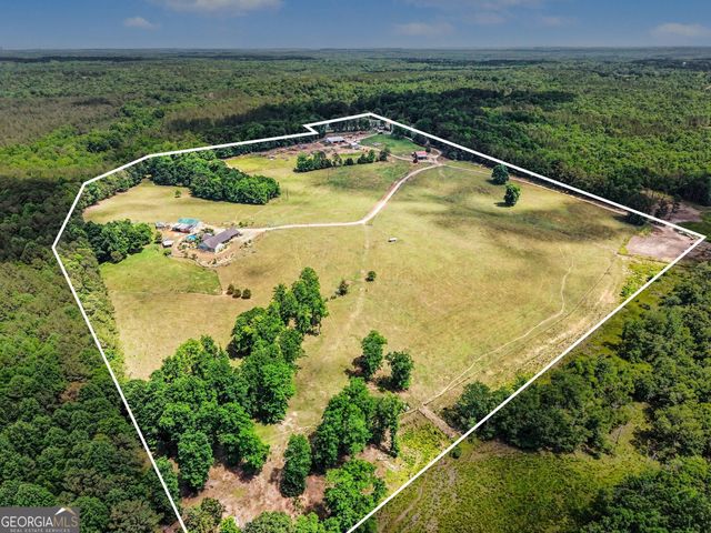 8715 Forrest Road, Grantville, GA 30220
