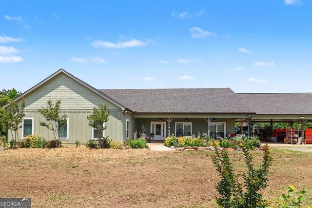 8715 Forrest Road, Grantville, GA 30220