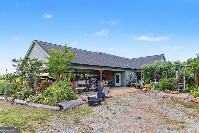 8715 Forrest Road, Grantville, GA 30220