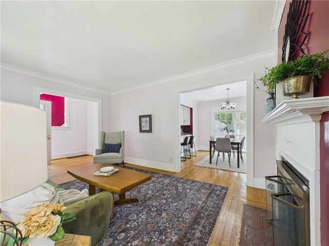 195 Saint Regis Drive South, Brighton, NY 14618