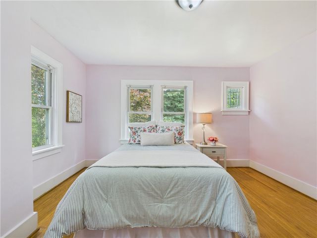 195 Saint Regis Drive South, Brighton, NY 14618