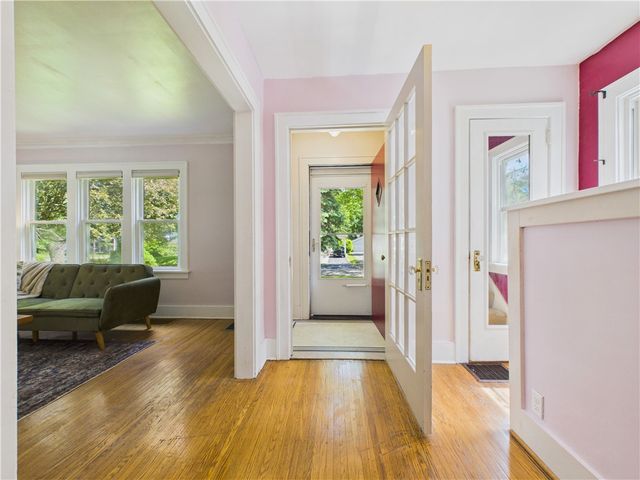 195 Saint Regis Drive South, Brighton, NY 14618