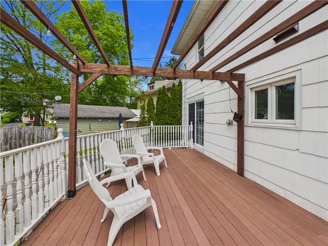 195 Saint Regis Drive South, Brighton, NY 14618