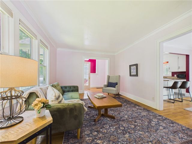 195 Saint Regis Drive South, Brighton, NY 14618
