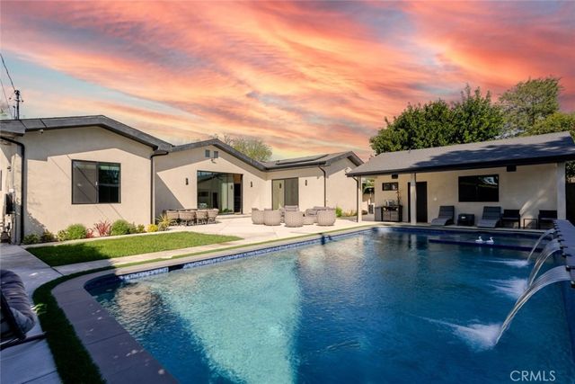 7714 Lasaine Avenue, Northridge, CA 91325
